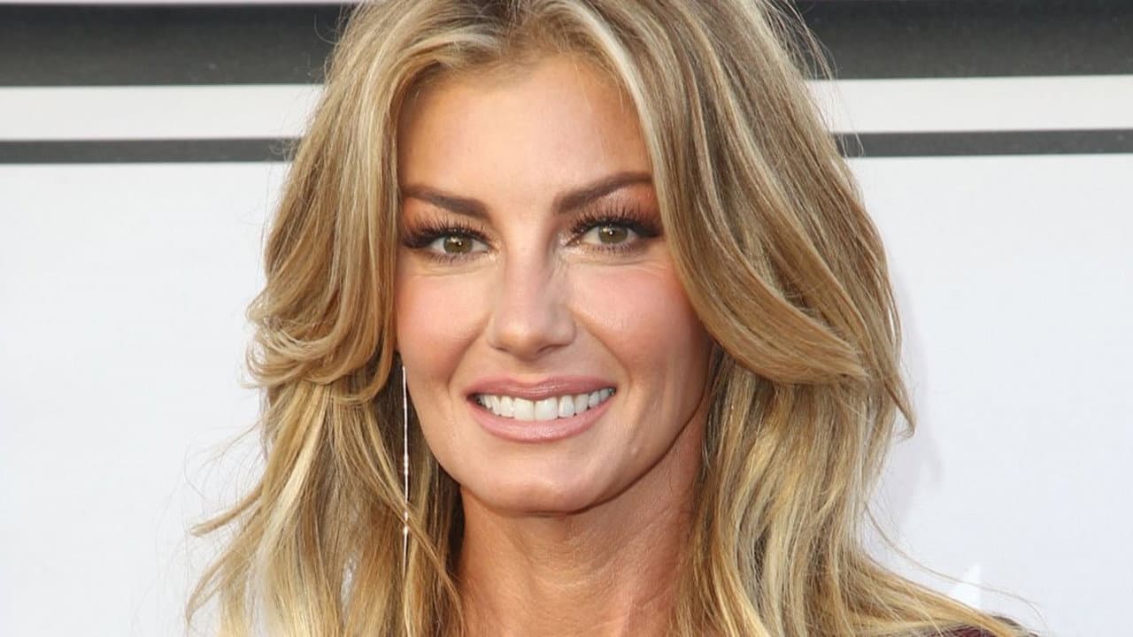 Faith Hill - When The Lights Go Down