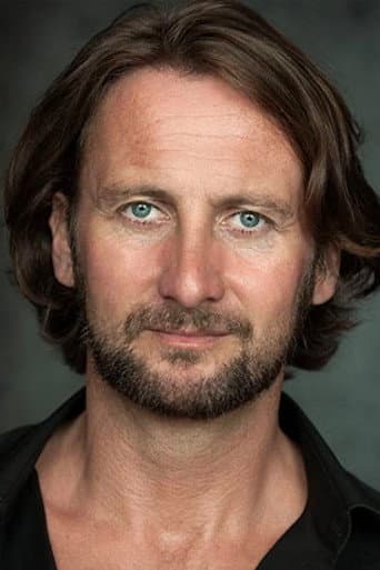 Vince Leigh