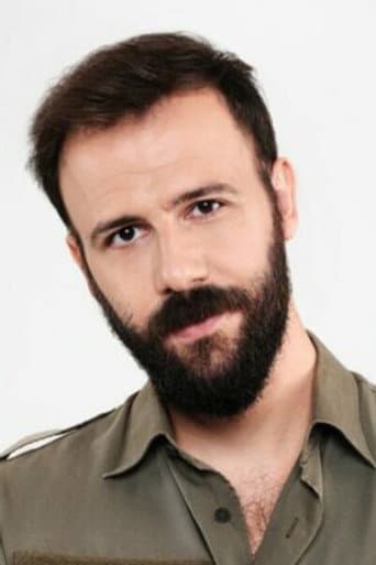 Nikos Gelia