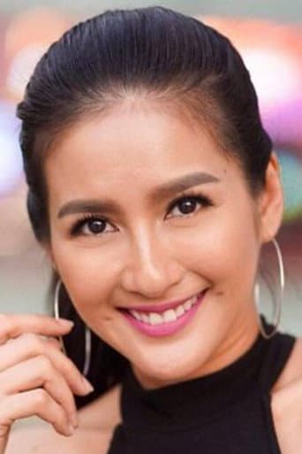 Usanee Wattana